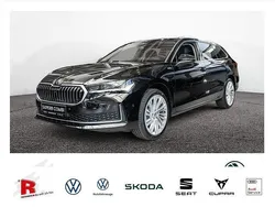 Onyx schwarz metallic Gebraucht 2025 Skoda Superb LAURIN & KLEMENT Kombi | 47.990 €