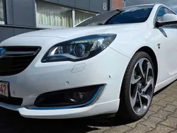 Schneeweiss/summitwhite/arctic Gebraucht 2016 Opel Insignia OPC Kombi | 11.999 € (Etwas zu teuer)