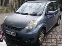 Grau Gebraucht 2010 Daihatsu Sirion Kleinwagen | 1.250 € (Superpreis)