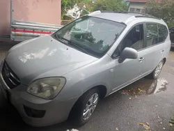 Silber Gebraucht 2009 Kia Carens Van / Kleinbus | 1.700 € (Fairer Preis)