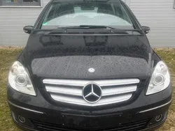 Schwarz Gebraucht 2007 Mercedes B200 Van / Kleinbus | 2.500 € (Etwas zu teuer)