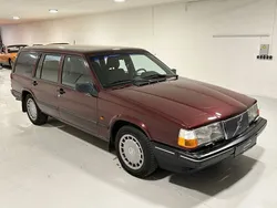 Rot Gebraucht 1993 Volvo 940 Limousine | 8.900 €