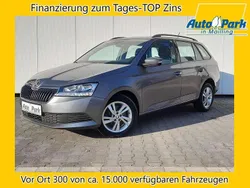 Grau Gebraucht 2022 Skoda Fabia Ambition Kombi | 17.977 € (Fairer Preis)