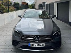 Grau Gebraucht 2020 Mercedes E300 AMG Limousine | 38.000 € (Fairer Preis)