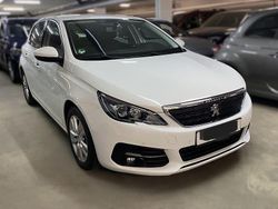 Weiß Gebraucht 2018 Peugeot 308 Active Limousine | 9.990 € (Fairer Preis)