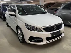 Weiß Gebraucht 2018 Peugeot 308 Active Limousine | 9.990 € (Guter Preis)