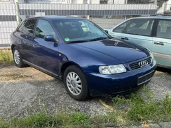 Blau Gebraucht 2000 Audi A3 Limousine | 499 € (Guter Preis)