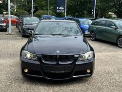 Blau Gebraucht 2006 BMW 320 M Sport Limousine | 9.899 € (Teuer)