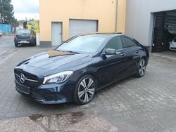 Blau Gebraucht 2018 Mercedes 220 Night Coupé | 24.999 € (Superpreis)