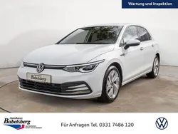 Weiß Gebraucht 2020 VW Golf VIII Style Limousine | 23.998 € (Fairer Preis)