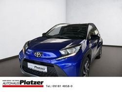8y8)/ black mica (209) (blau Gebraucht 2024 Toyota Aygo Pulse Kleinwagen | 15.980 € (Fairer Preis)