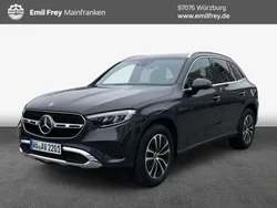 Graphitgrau metallic Gebraucht 2024 Mercedes GLC220 Advanced SUV | 55.900 € (Superpreis)