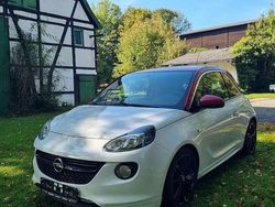 Weiß Gebraucht 2017 Opel Adam Unlimited Kleinwagen | 9.600 € (Fairer Preis)