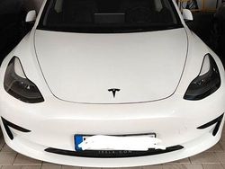Weiß Gebraucht 2022 Tesla Model 3 Standard Range Plus Limousine | 22.999 € (Guter Preis)