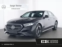 Grau Gebraucht 2023 Mercedes E220 Avantgarde Limousine | 49.900 € (Fairer Preis)
