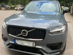 Grau Gebraucht 2021 Volvo XC90 Inscription SUV | 39.000 € (Guter Preis)