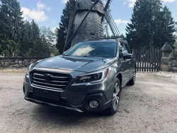 Grau Gebraucht 2018 Subaru Outback SUV | 17.800 €