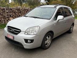 Gebraucht 2008 Kia Carens Van / Kleinbus | 2.600 € (Guter Preis)