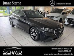 Grau Gebraucht 2024 Mercedes E220 Avantgarde Limousine | 47.850 € (Superpreis)