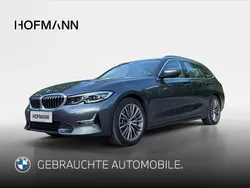 Grau Gebraucht 2020 BMW 330 Luxury Line Limousine | 29.333 € (Fairer Preis)