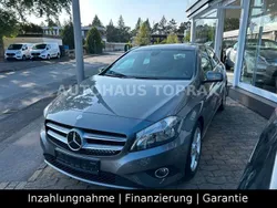 Grau Gebraucht 2014 Mercedes A180 Urban Limousine | 15.900 € (Fairer Preis)