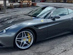 Grau Gebraucht 2017 Ferrari California Cabrio | 135.000 € (Superpreis)