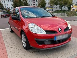 Rot Gebraucht 2006 Renault Clio III Kleinwagen | 1.400 € (Guter Preis)