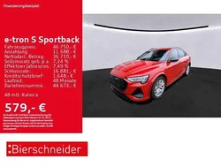 Rot Gebraucht 2022 Audi e-tron Comfort SUV | 46.750 € (Guter Preis)