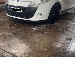 Weiß Gebraucht 2009 Renault Mégane Coupé Dynamique Coupé | 5.990 € (Teuer)