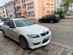 Weiß Gebraucht 2005 BMW 320 Limousine | 3.700 € (Etwas zu teuer)