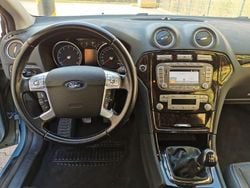 Blau Gebraucht 2009 Ford Mondeo Ghia Limousine | 2.499 € (Superpreis)