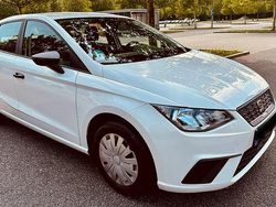 Weiß Gebraucht 2019 Seat Ibiza Reference Kleinwagen | 11.300 € (Fairer Preis)
