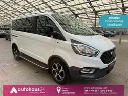 Weiß Gebraucht 2022 Ford Tourneo Custom Active Van / Kleinbus | 40.990 € (Teuer)