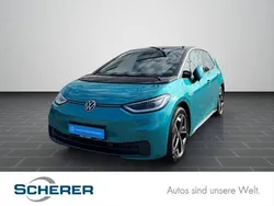 Makenatürkis metallic / schwarz (metallic) Gebraucht 2023 VW ID.3 Pro Kleinwagen | 25.950 € (Fairer Preis)