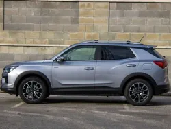 Grau Gebraucht 2024 Ssangyong Korando SUV | 21.300 € (Superpreis)