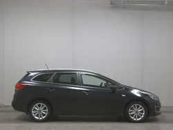 Schwarz Gebraucht 2016 Kia Ceed Sportswagon Vision Kombi | 7.990 € (Guter Preis)