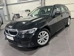Schwarz Gebraucht 2020 BMW 318 Advantage Kombi | 15.995 € (Fairer Preis)