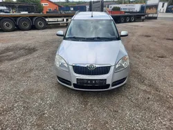 Silber Gebraucht 2009 Skoda Roomster Comfort Kombi | 1.500 €