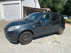 Grau Gebraucht 2009 Dacia Sandero Kleinwagen | 1.100 € (Fairer Preis)