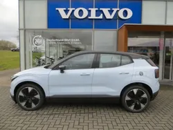 Blau Neu 2024 Volvo EX30 Performance SUV | 49.490 € (Teuer)