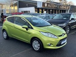 Grün Gebraucht 2010 Ford Fiesta Titanium Limousine | 2.990 € (Guter Preis)