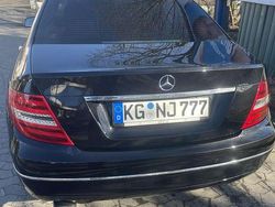 Schwarz Gebraucht 2012 Mercedes C250 Avantgarde Limousine | 10.000 € (Etwas zu teuer)