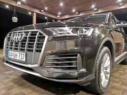 Schwarz Gebraucht 2022 Audi Q7 Basis SUV | 48.500 € (Fairer Preis)