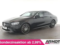 Schwarz Gebraucht 2023 Mercedes E400 AMG Limousine | 57.684 € (Fairer Preis)