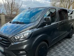 Grau Gebraucht 2019 Ford Transit Custom Van / Kleinbus | 16.000 € (Fairer Preis)