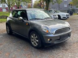Grau Gebraucht 2009 Mini Cooper Kleinwagen | 3.890 €