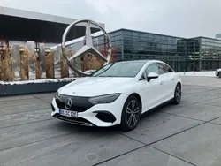 Weiß Gebraucht 2025 Mercedes EQE300 Limousine | 60.000 €