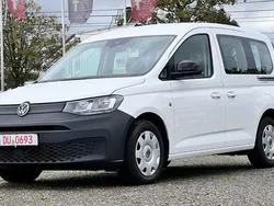 Weiß candyweiß Gebraucht 2021 VW Caddy Van / Kleinbus | 19.000 € (Guter Preis)