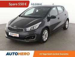 Grau Gebraucht 2018 Kia Ceed Edition 7 Limousine | 11.510 € (Fairer Preis)