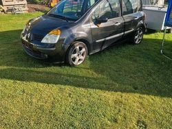 Schwarz Gebraucht 2007 Renault Modus Van / Kleinbus | 600 € (Superpreis)